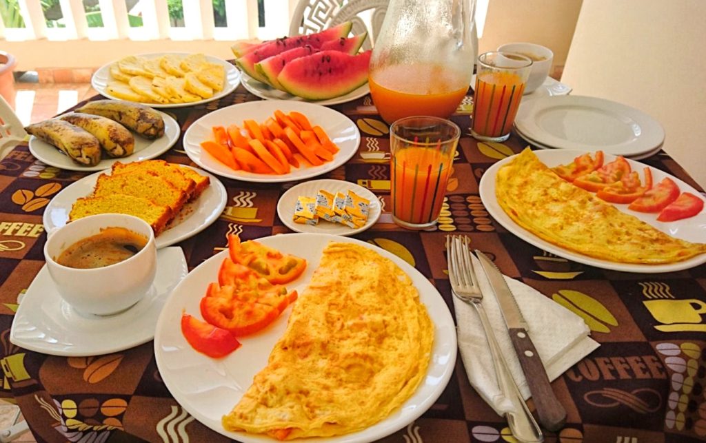 A standard Cuban breakfast: omelette followed by all the fresh exotic fruit you can eat.